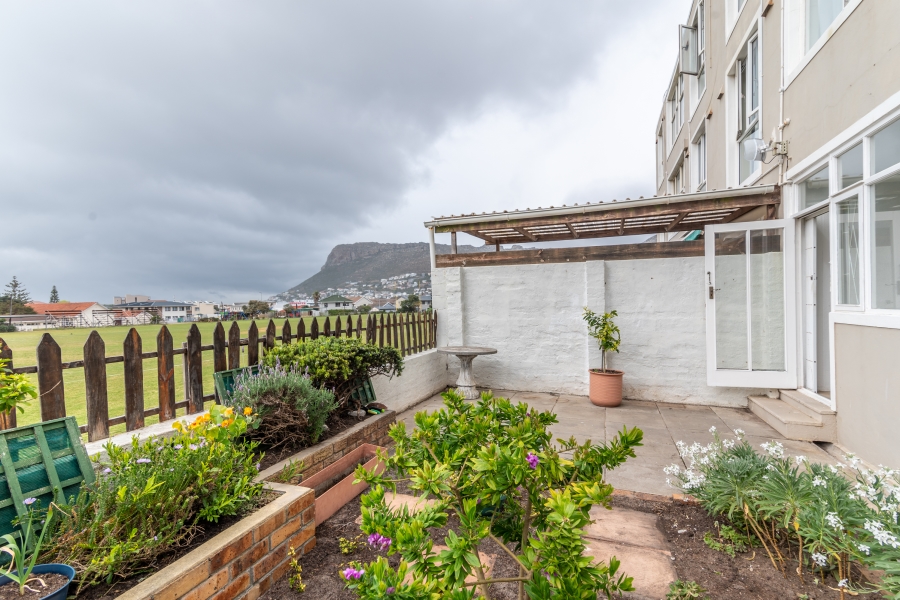 2 Bedroom Property for Sale in Fish Hoek Western Cape